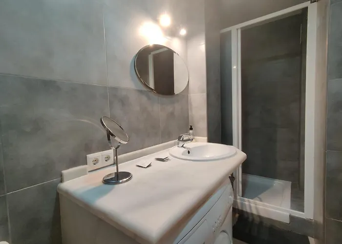 Hin17 Estudios شقة مالقة