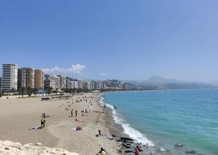 Hin17 Estudios شقة مالقة